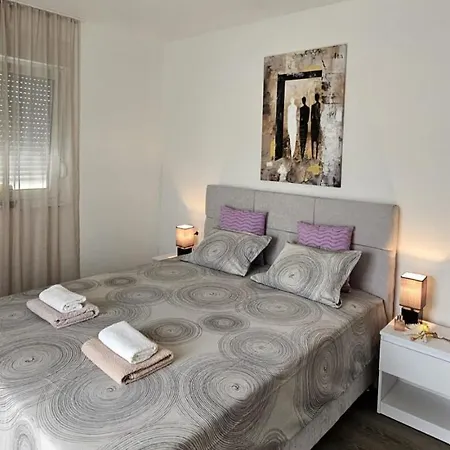 Bondi Apartament *