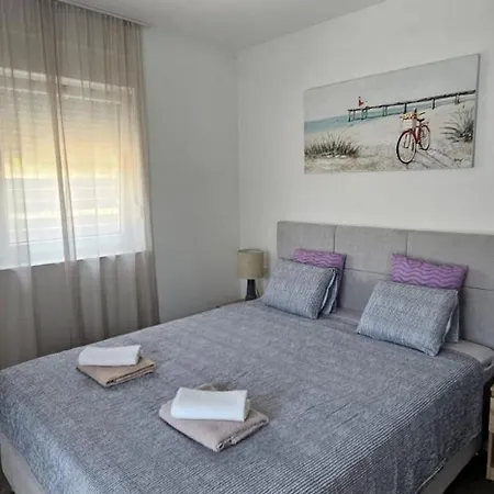 Apartament Bondi *